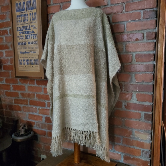 Vintage 70s del Sol inc Finge Blanket Poncho - Picture 1 of 8